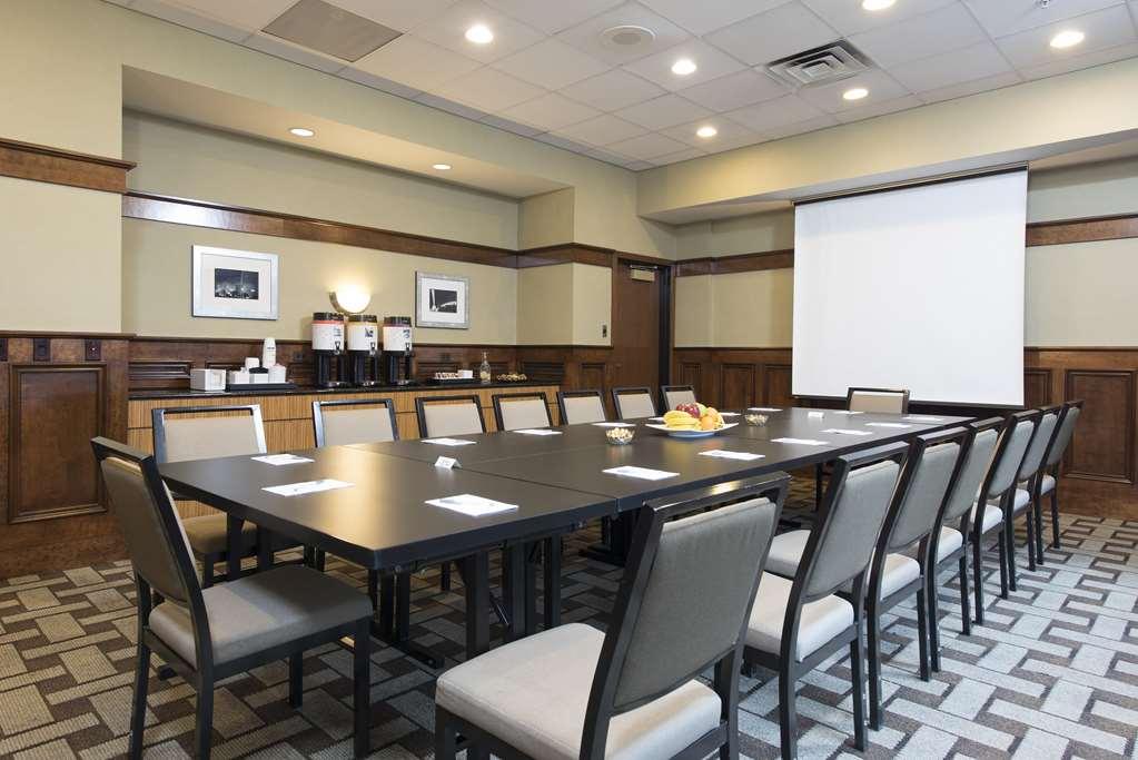Hampton Inn & Suites Chicago-Downtown Facilities photo