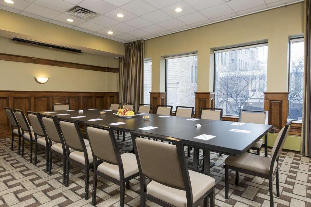 Hampton Inn & Suites Chicago-Downtown Facilities photo